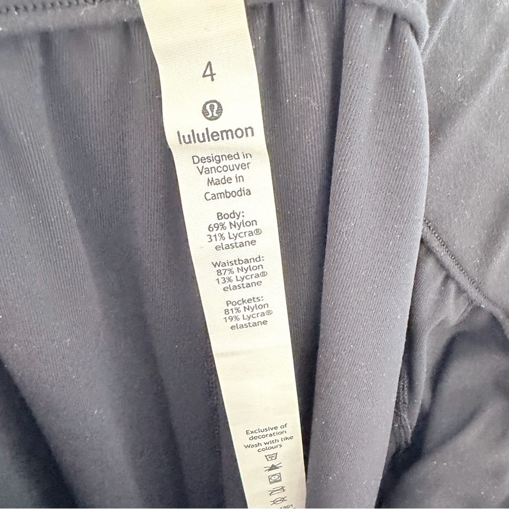 lululemon athletica Black Keep Moving 7/8 Pants - Picture 4 of 4